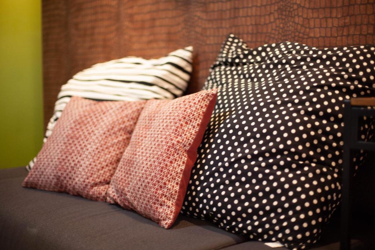 Clean Comfy Cozy Easy To Go Siam Paragon And Chatuchak Market Банкок Екстериор снимка